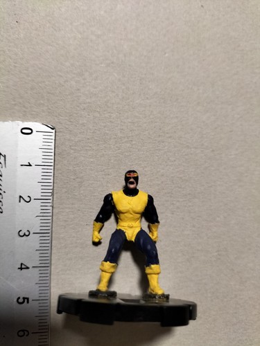 002 cyclops heroclix - ,