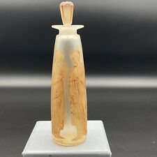 un flacon Ambré Antique de R.Lalique