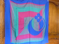 Ancien foulard ou carré en