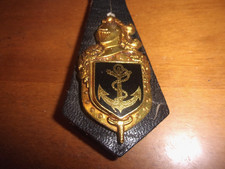 Insigne pucelle de la Gendarmerie Maritime Écu noir Drago Paris Dos strié  TBE