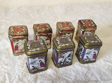 7 Anciennes Boites en métal de Thé  " vide " 4,5 x 4,5 cm par 6 cm de haut
