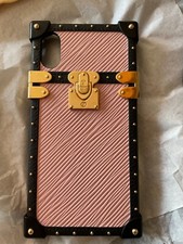 LOUIS VUITTON COQUE IPHONE XS X " PETITE MALLE"