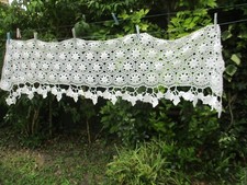 large cantonnière (haut de