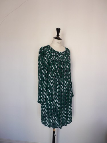Robe verte tbe - -, maje