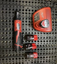 clé à cliquet Milwaukee M12 IR 3/8