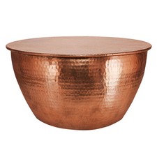 Table basse de salon martelée