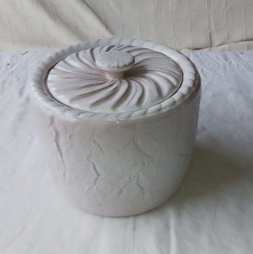 Pot avec couvercle terre - pot,
