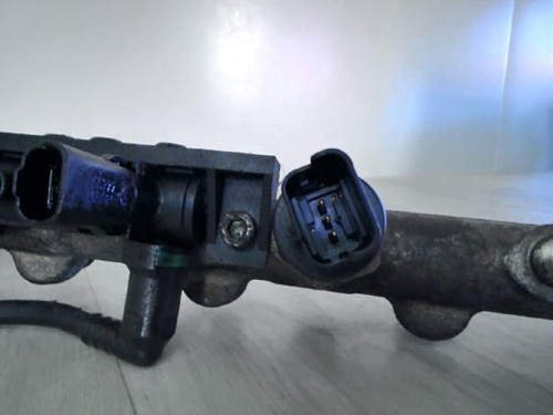 Rampe injection peugeot 406 - peugeot,