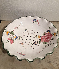 plat compotier en faience de Moustiers atelier Karina