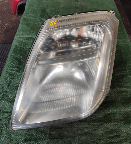 620870 projecteur gauche - projecteur,