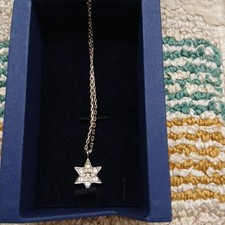 Collier pendentif étoile