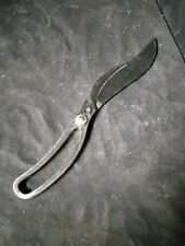 Cisaille Sécateur A .... Volaille ??