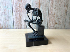 Sculpture Penseur squelette