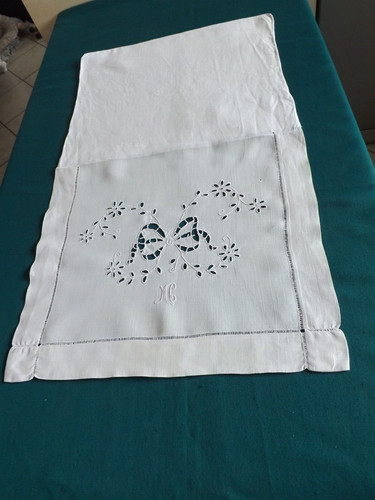 Pochette lingerie brodée - lingerie,,