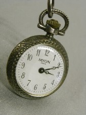 ANCIENNE MONTRE A GOUSSET COL PENDENTIF INFIRMIÈRE MYON PARIS POCKET WATCH