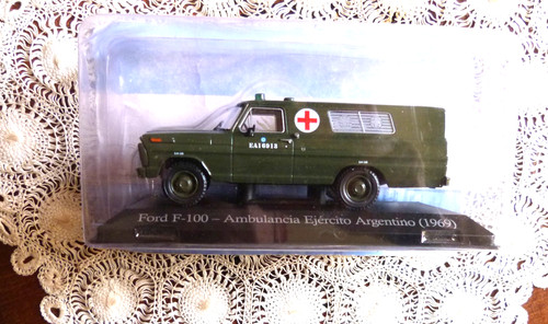 Voiture miniature militaire - voiture,