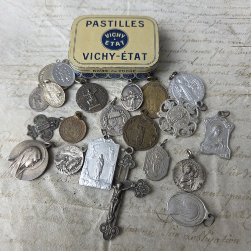 Lot médailles anciennes - de,