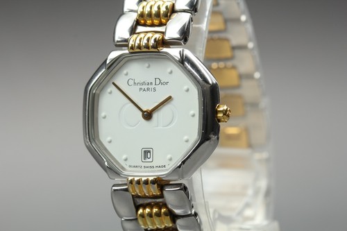 Presque comme neuve montre - neuve],