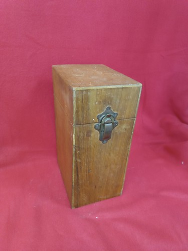 Boîte bois ancienne avec - en,