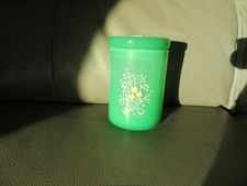 ancienne boîte verte en