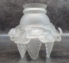 Ancienne tulipe en pate de verre pour lampe ou lustre ref AP188