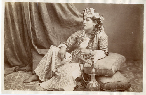 Syrie femme syrienne - syrienne, fumant