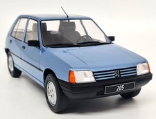 MCG 1/18 Peugeot 205 GR 1984