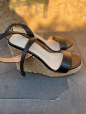 Sandales compensées femme –