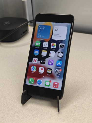 Apple iphone plus 128gb - iphone,