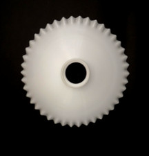 Abat-jour pendentif verre frisonné français verre opalin blanc bord festonné 256