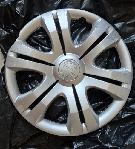 Enjoliveur skoda fabia en - un,