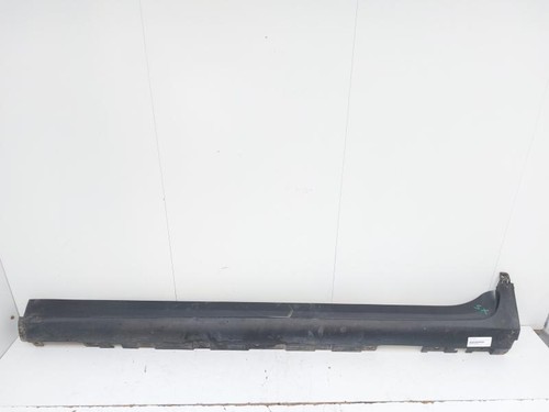 51777210079 marchepied lateral