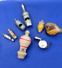 Collection De Sifflets Anciens