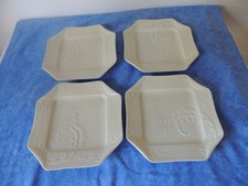 4 SUPERBES ASSIETTES PLATES