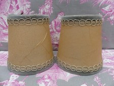 Abat jour vintage français à froufrous Fabriqué en vessie de porc Bon état 50's