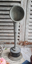 ANCIEN HAUT PARLEUR RADIO MEGA PHONE EN FER  AL MA PARIS