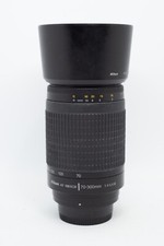 Tele-objectif ZOOM NIKON AF Lens Nikkor 70-300mm f/4,5-5,6 G + PARE-SOLEIL HB-26