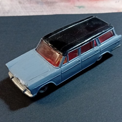 Dinky toys fiat - 1800, voiture