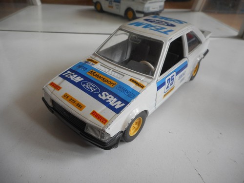 Bburago burago ford escort xr3 - ford,