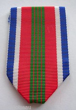 Ruban NEUF plié médaille