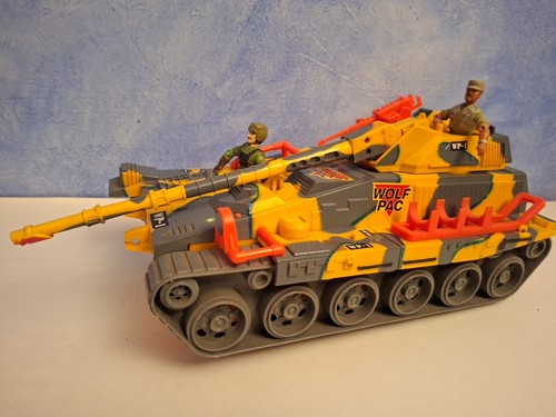 Véhicule militaire char tank - ,