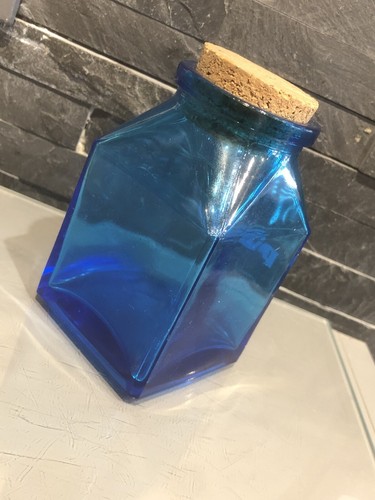 Pot verre bleu pijadas avec - pot, en