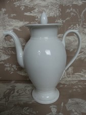 Porcelaine de Paris XIX ème verseuse blanche époque Napoléon 1er 28cm haut
