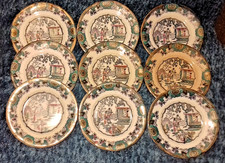 9 ASSIETTES en FAIENCE