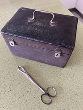 Ancienne boîte instruments médecine chirurgie ciseaux pince Lafay Lyon