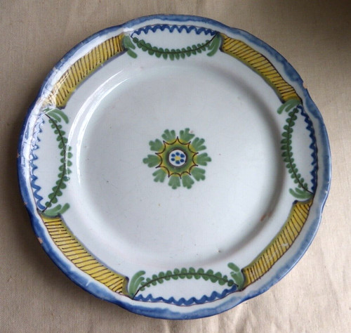 Assiette faïence l - faÏence, l'est