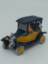 ANCIENNE FIGURINE PVC PLASTOY GASTON LAGAFFE EN VOITURE