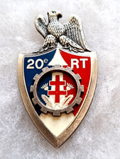 Un insigne militaire " 20°