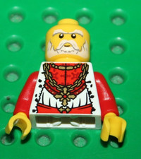 Lego Castle Minifig Torso Lion