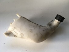 UN VASE D EXPENSION AVEC SON BOUCHON SCOOTER PIAGGIO 400 MP3 400MP3 LT IE 2010 